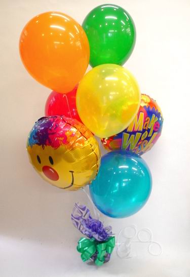  Ankara �nternetten �i�ek sipari�i  17 adet u�an balon ve k���k kutuda �ikolata