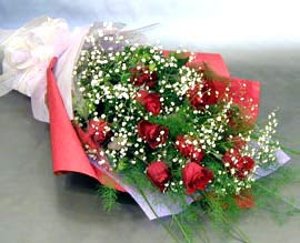 10 adet kirmizi gül çiçegi gönder  Ankara anneler günü çiçek yolla  